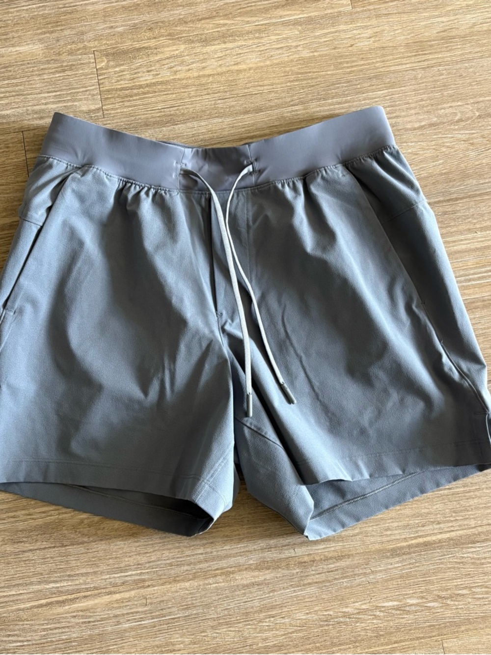 lululemon athletica Men's Light Gray Athletic Shorts